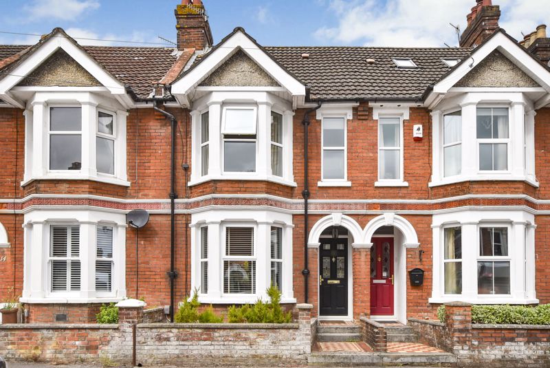 Bedford Road, Salisbury                                                             ***video Tour***