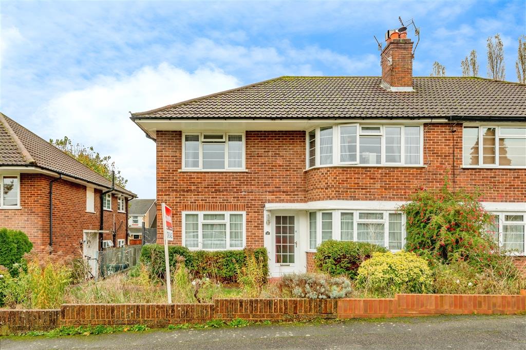 Cavendish Gardens, Redhill, RH1