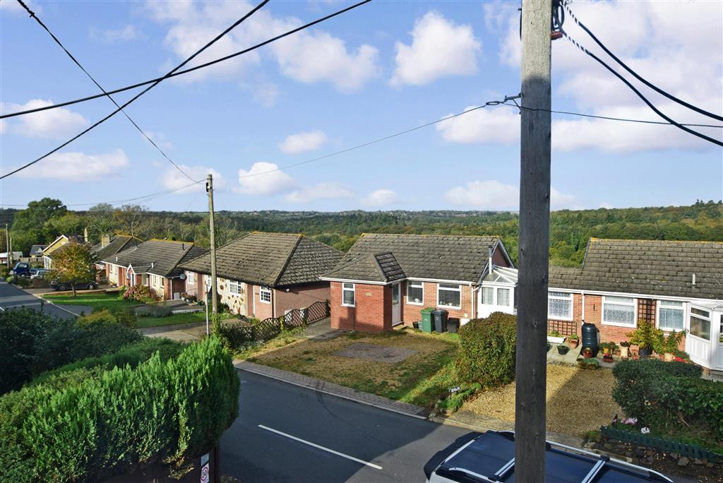 Main Road, , Havenstreet, Ryde, Isle of Wight 2 bed £189,950