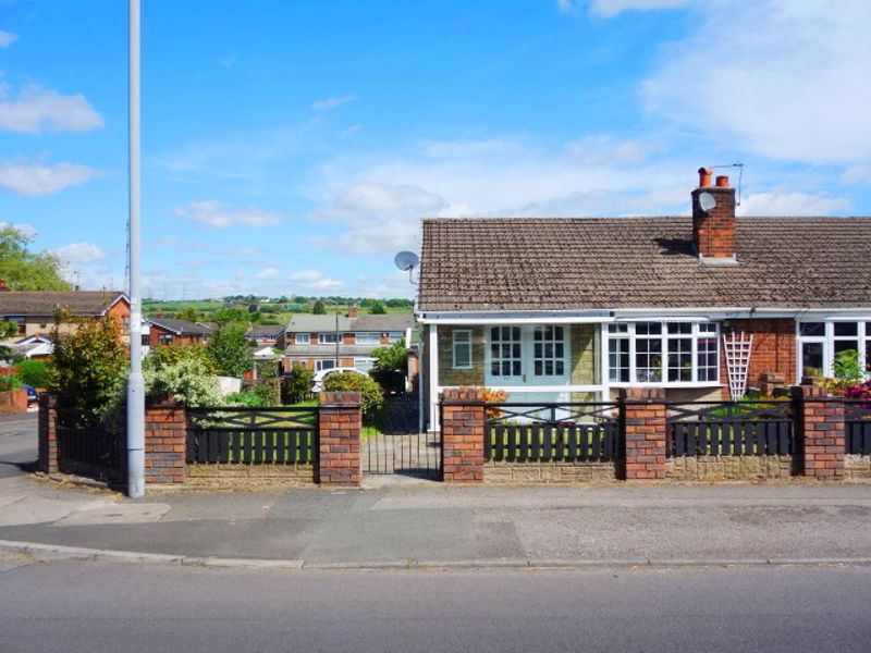 True Bungalow - Turks Road, Radcliffe