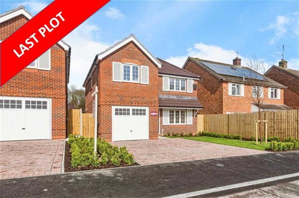 Beverley Close, Basingstoke, RG22