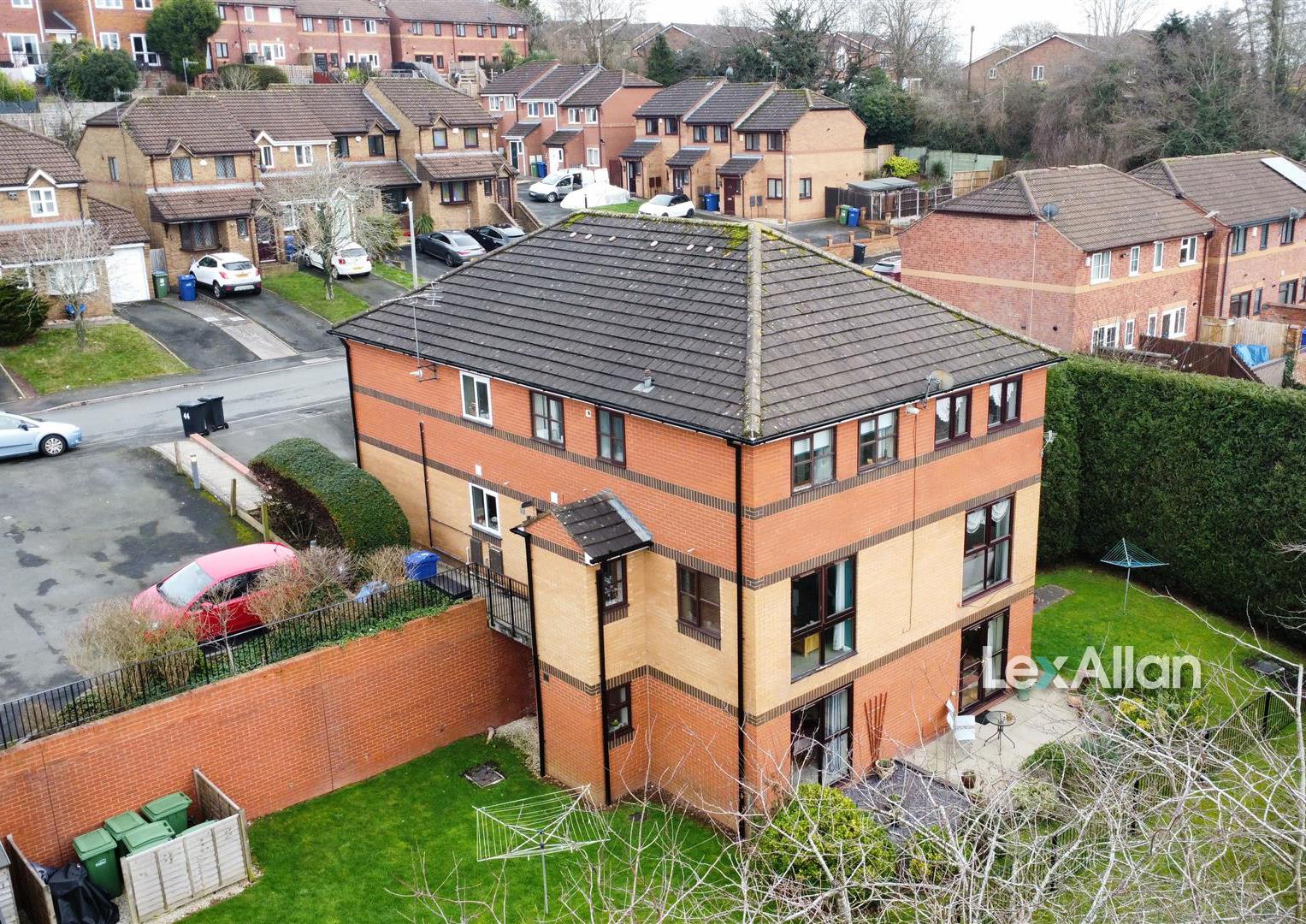 Surrey Drive, Kingswinford