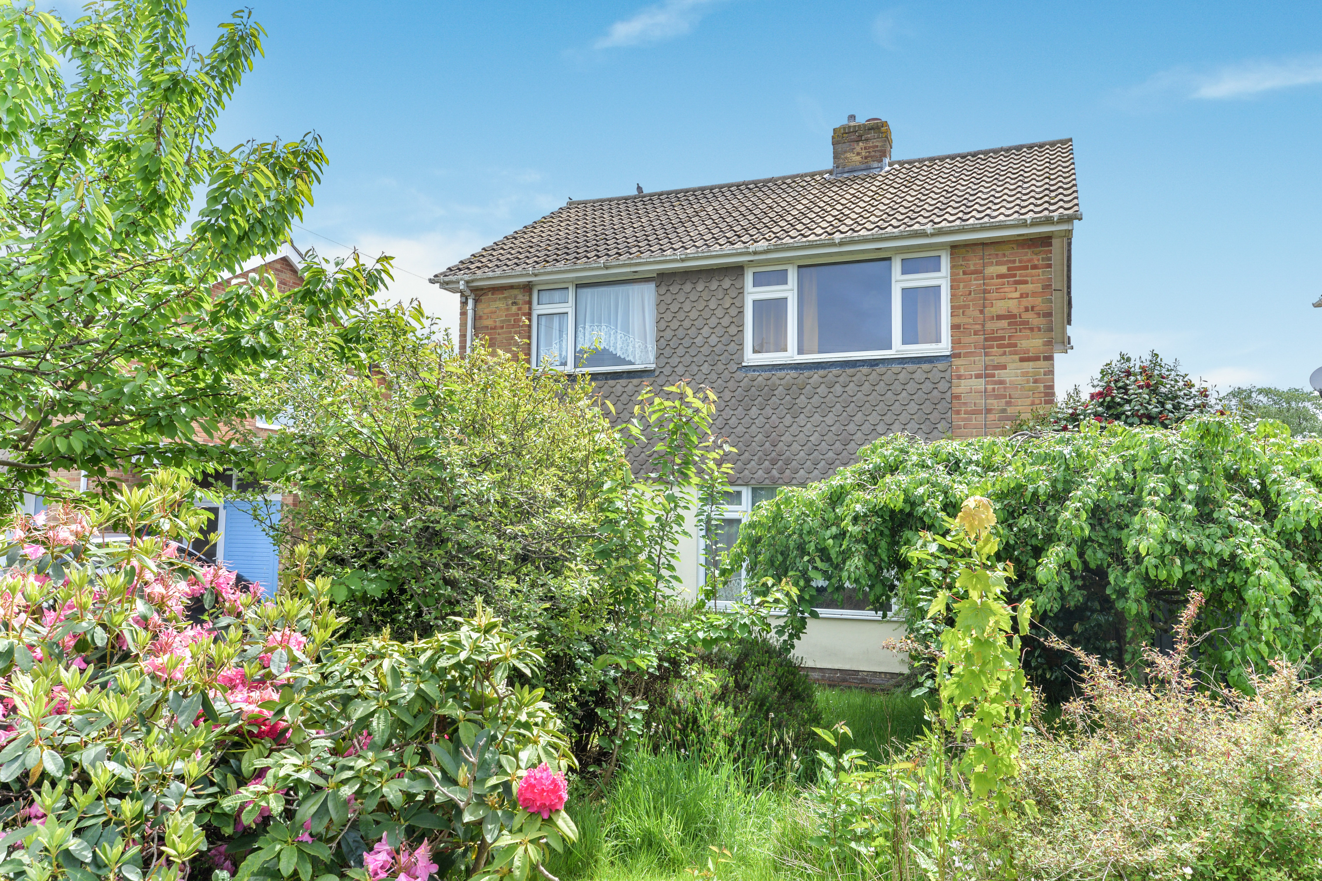 Pinewood Road, Hordle