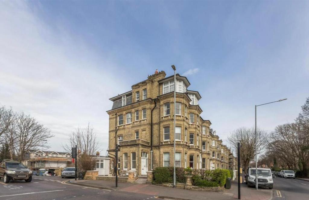 The Drive, Hove