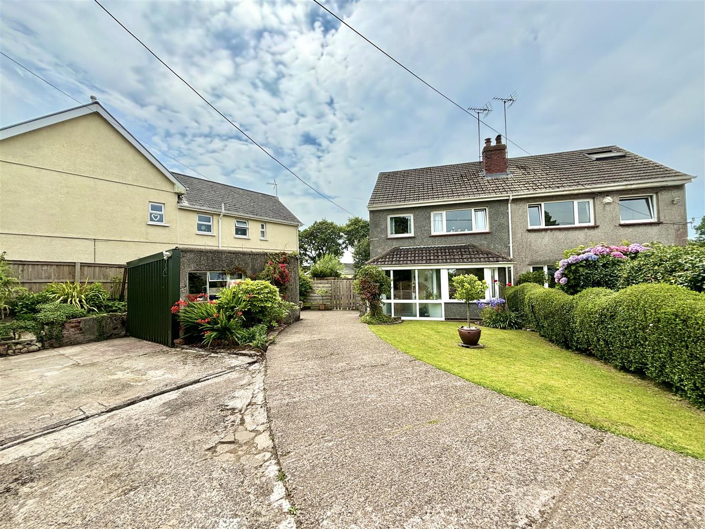 Cilonnen Road, Three Crosses, Swansea