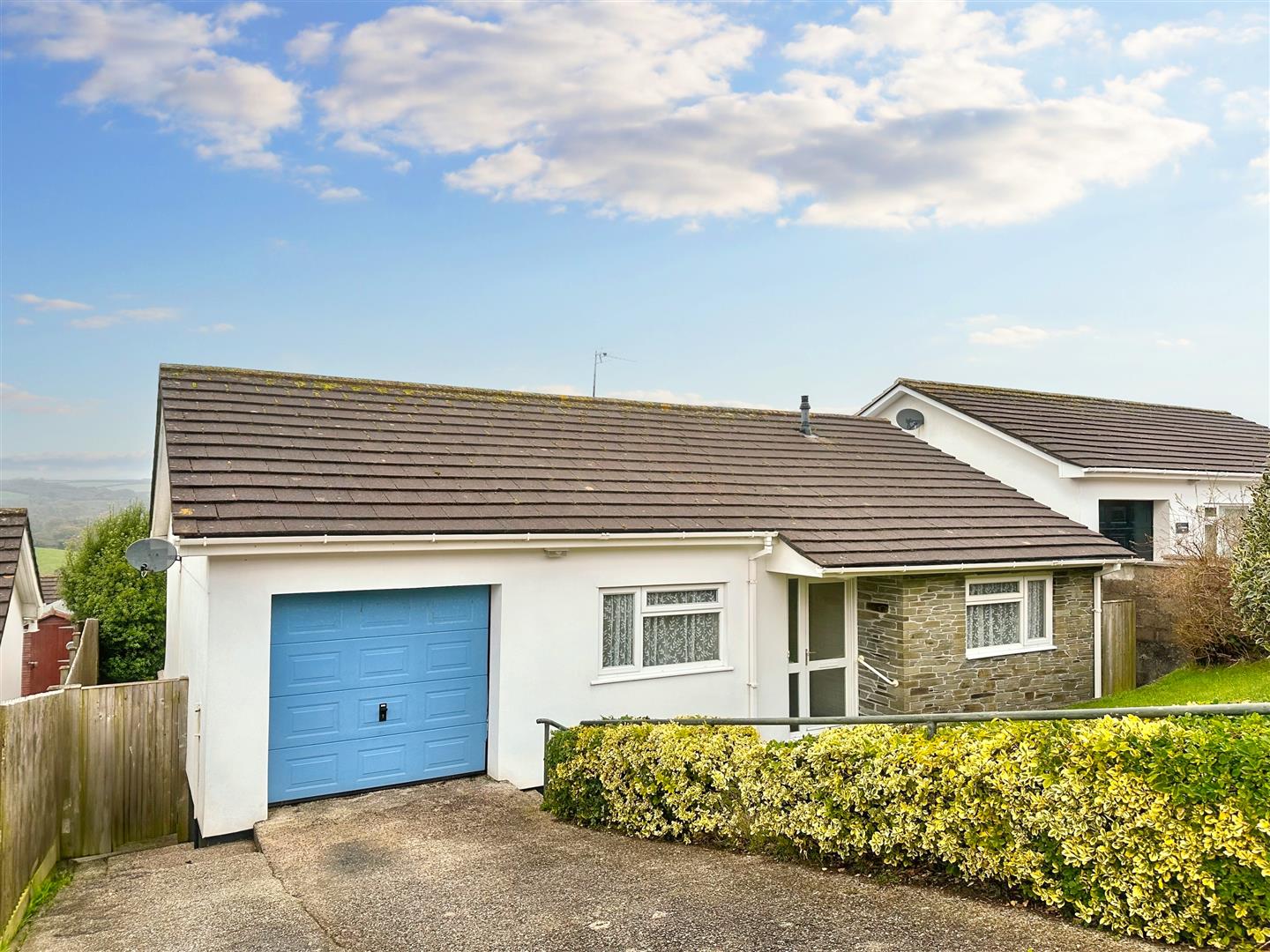 Bungalow with Countryside Views, Helston