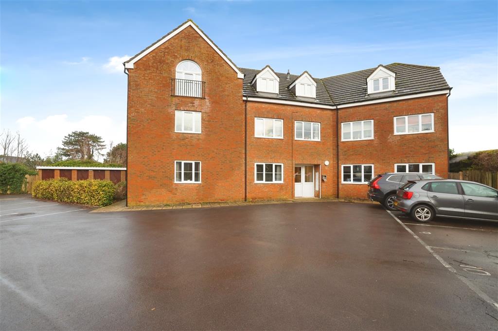 Weyhill Road, Andover, SP10