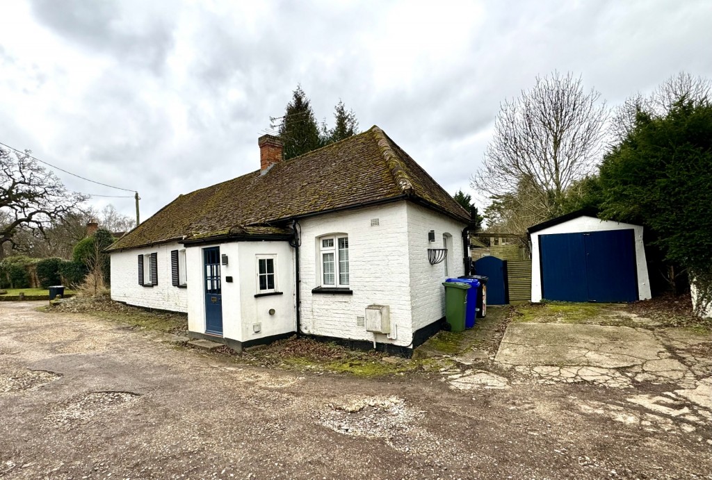 Longwater Lane, Eversley