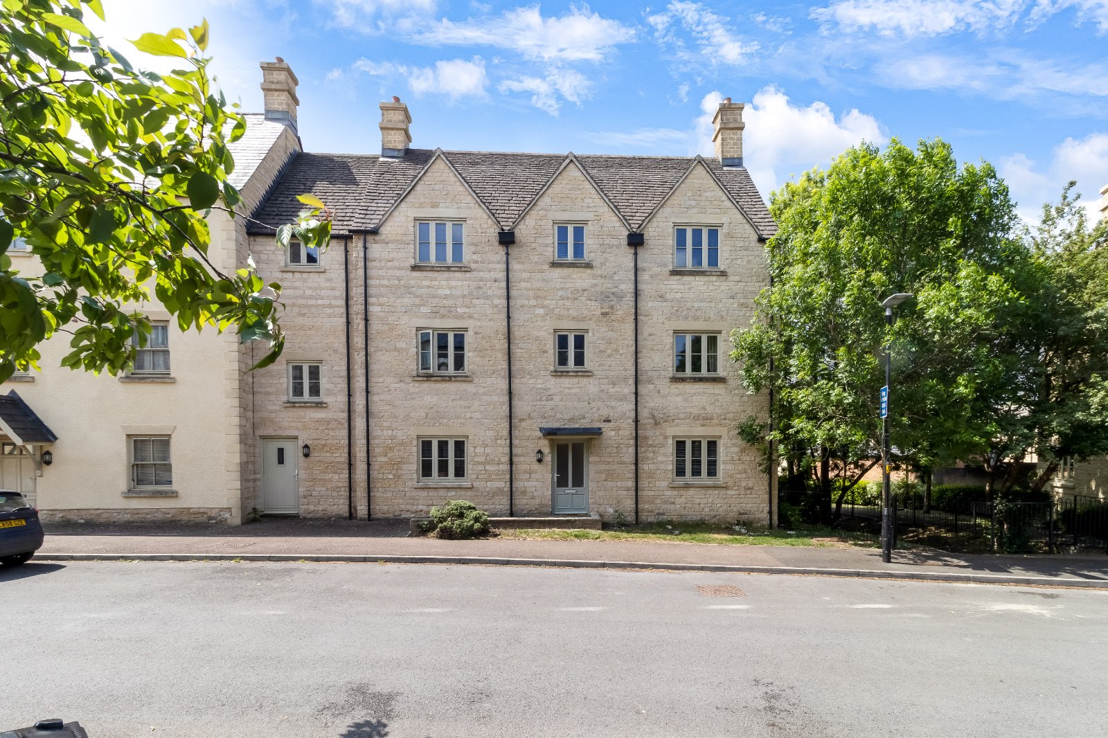 Fry Close, Cirencester, Gloucestershire, GL7