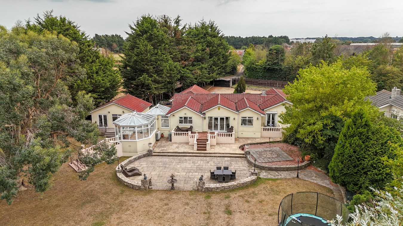 Throop Road, Bournemouth, BH8