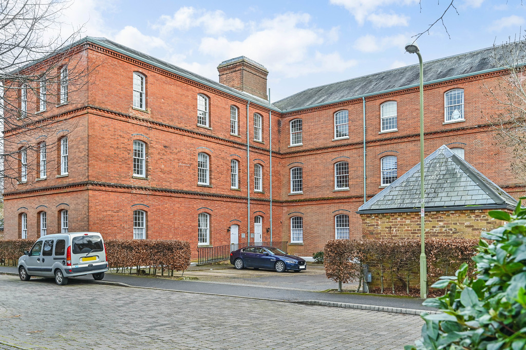 Kingswood Place, Knowle
