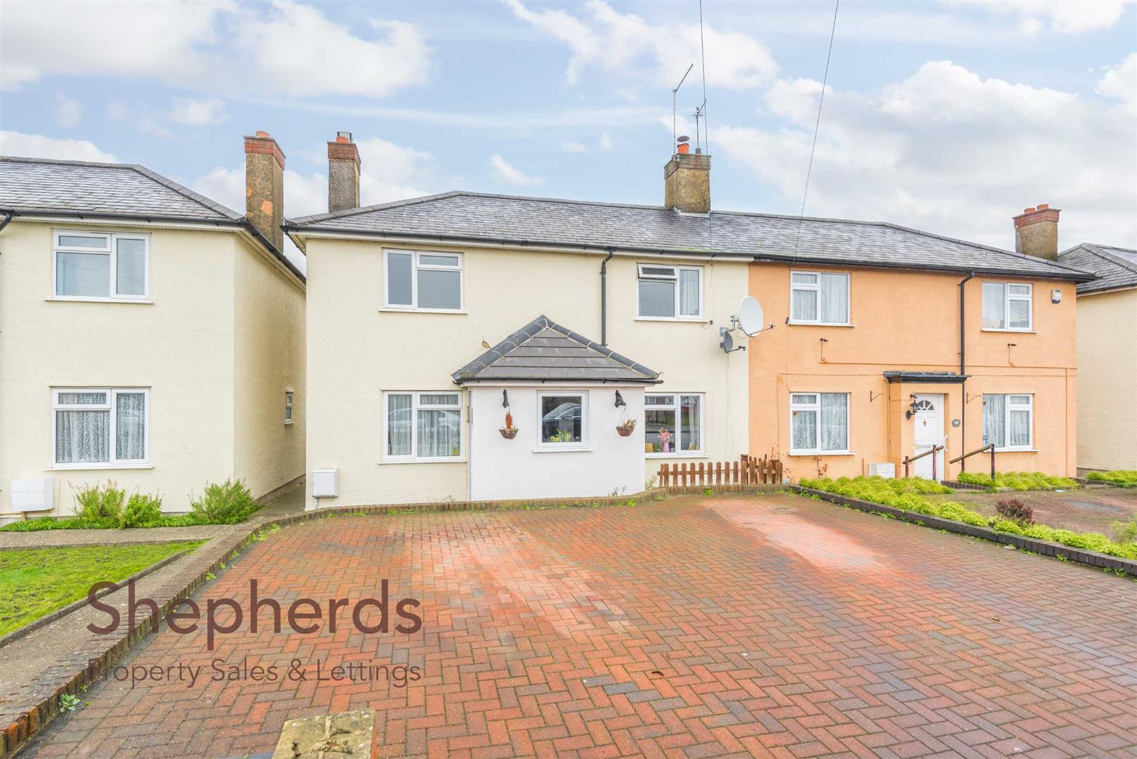 Rye Road, Hoddesdon - Chain Free