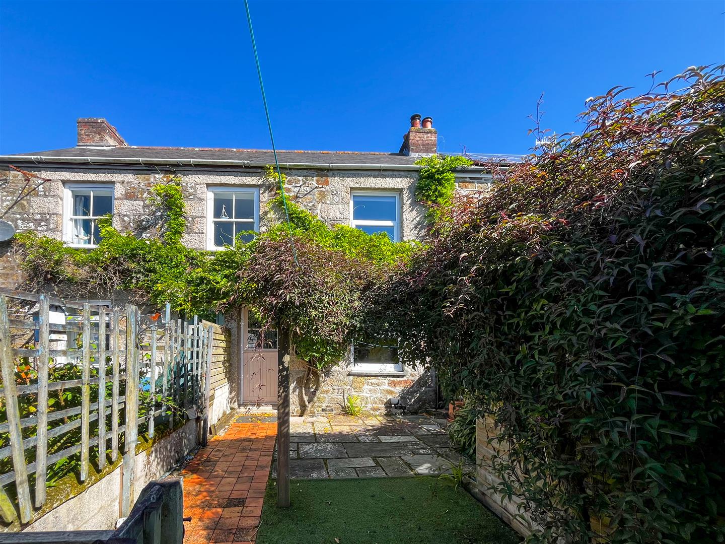 COTTAGE NEAR TOWN CENTRE, HELSTON