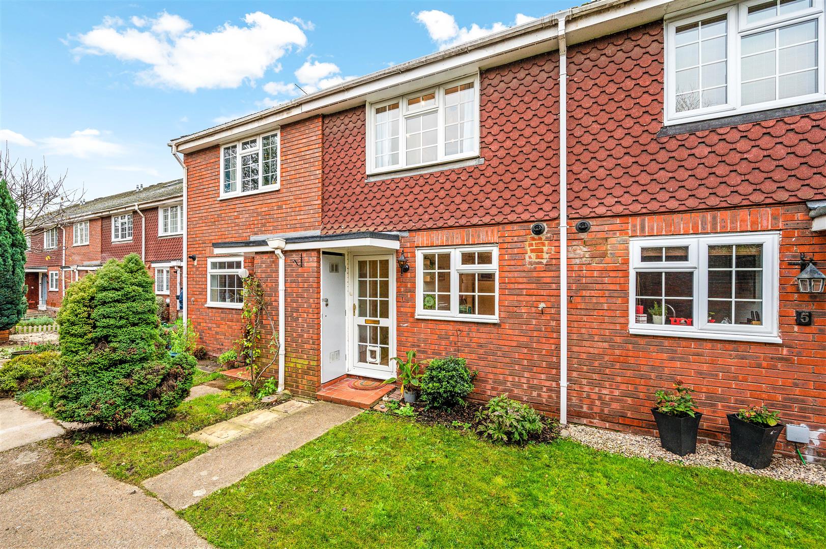 Delaporte Close, Epsom