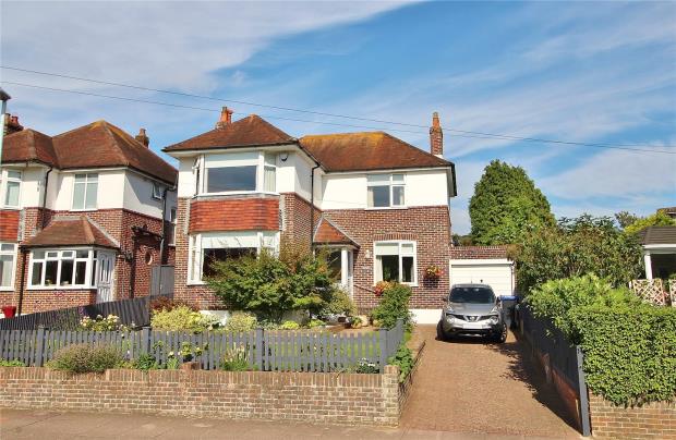 Maytree Avenue, Findon Valley, West Sussex, BN14