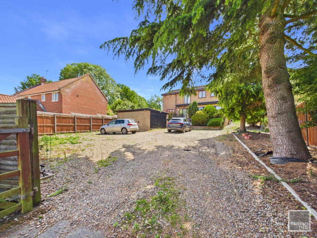 West End, Old Costessey