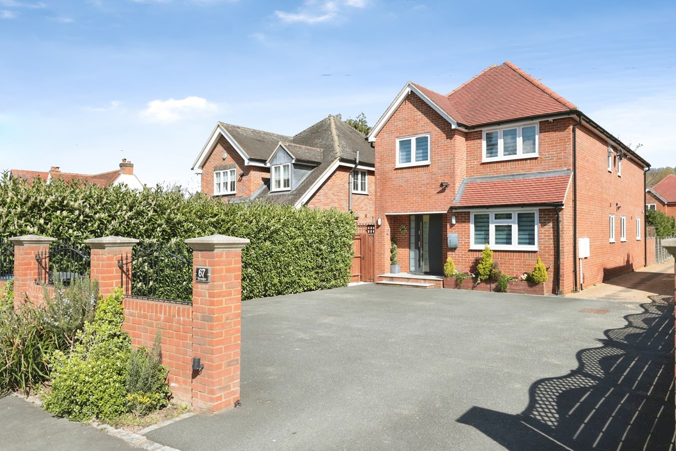 Lower Road, Chalfont St Peter, Gerrards Cross, SL9