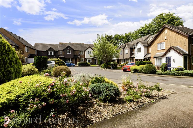 Sevenoaks Close, SUTTON, SM2