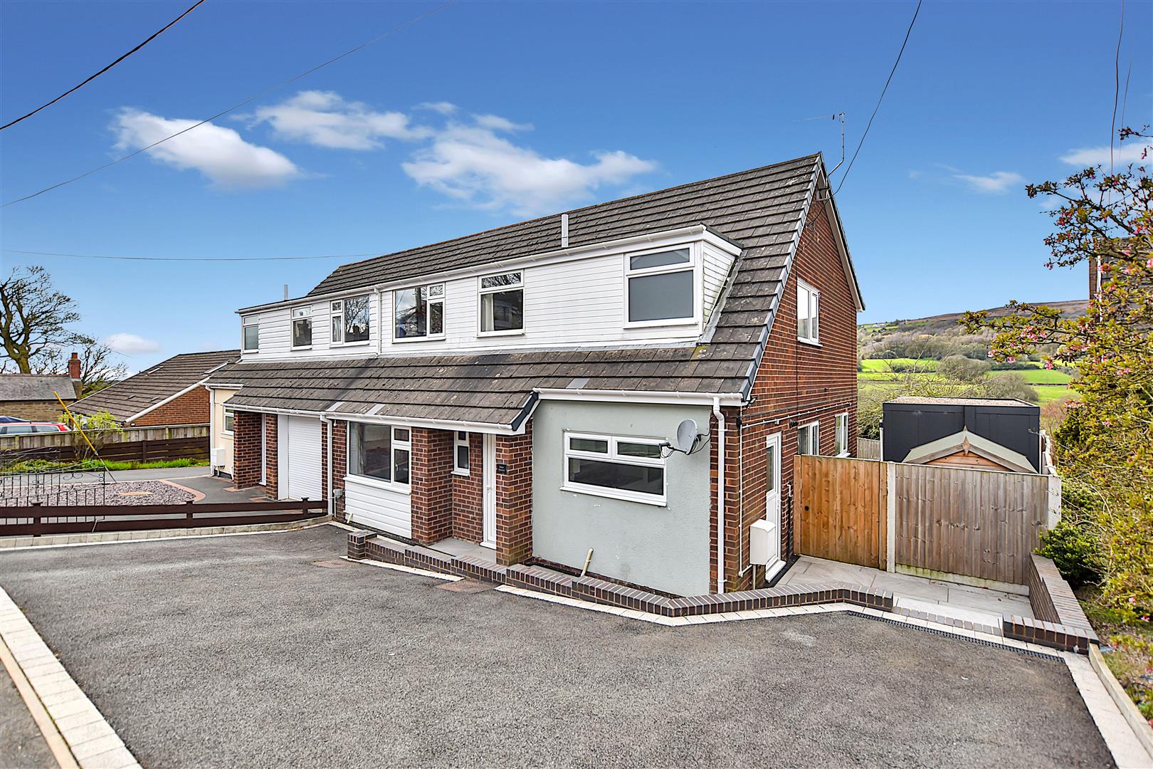 Middle Road, Coedpoeth, Wrexham