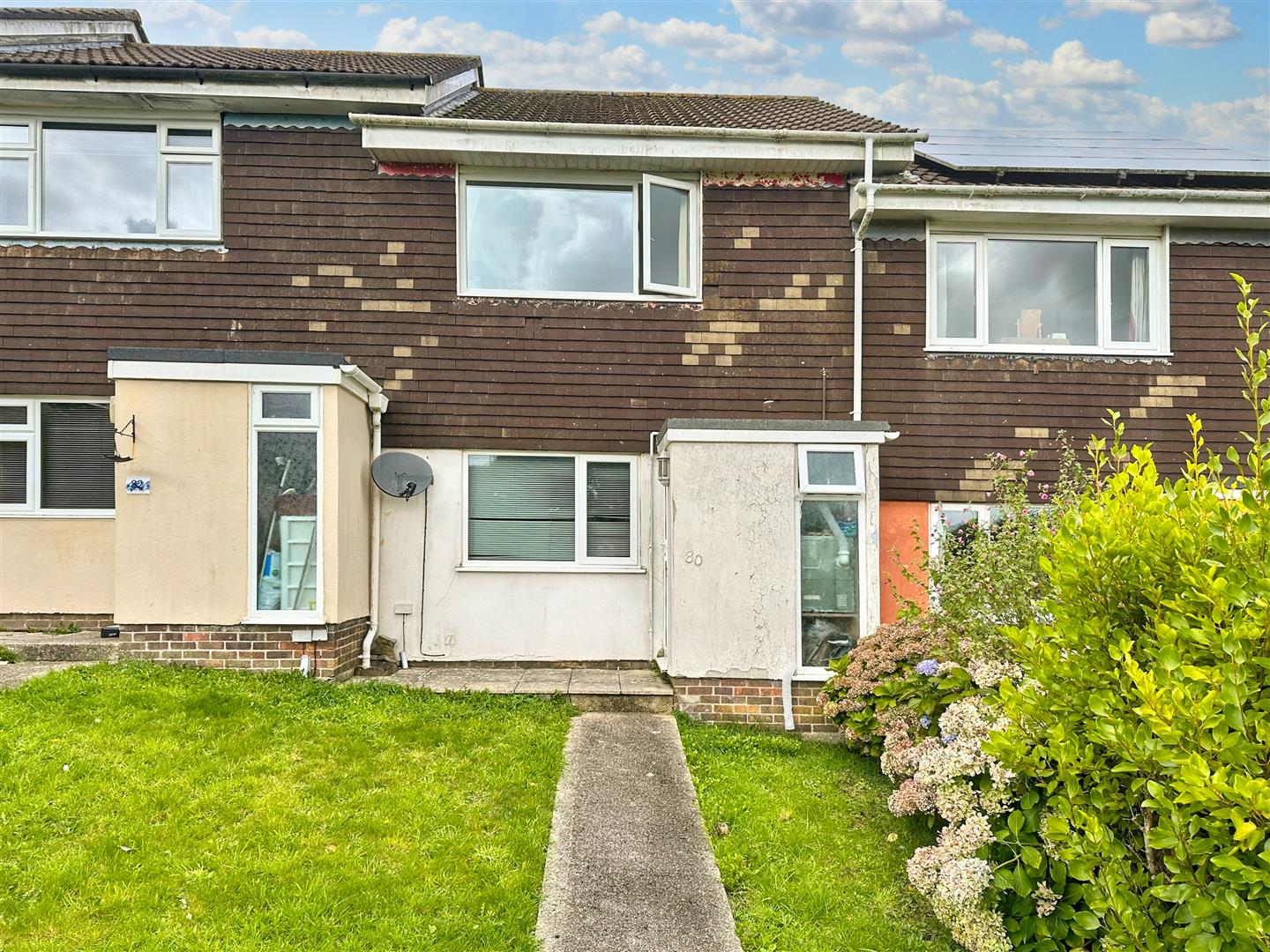 Two Bedroom Terraced House, Helston