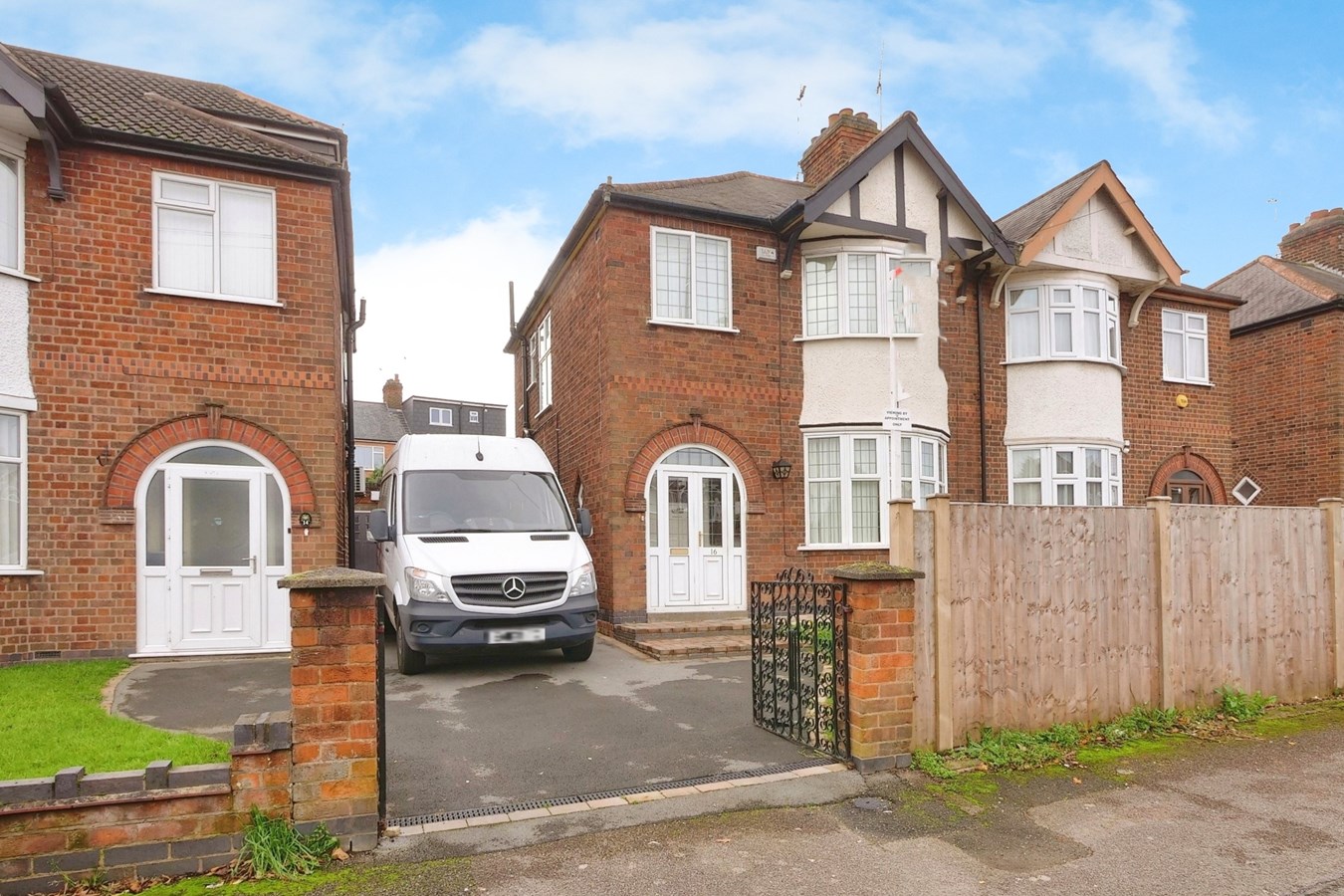 Petworth Drive, Leicester, LE3
