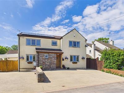 Beautifully appointed village home between Clevedon and Yatton