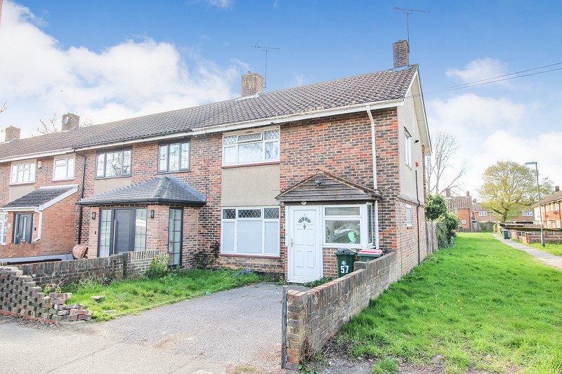 Martyrs Avenue, Crawley, West Sussex. RH11 7RX