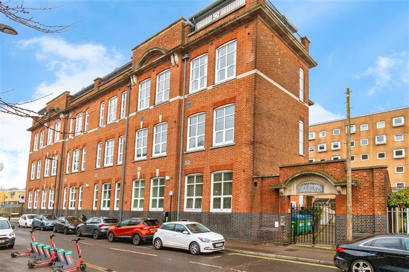 Andersons Road, SOUTHAMPTON, SO14