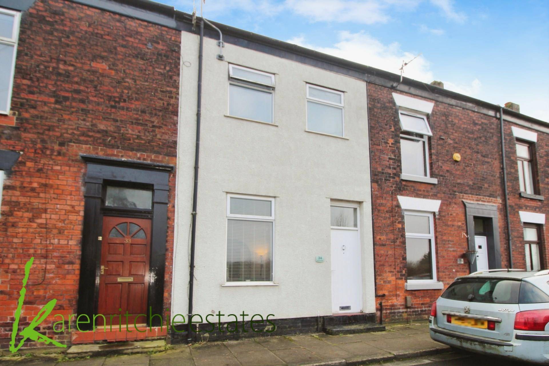 Heaton Road, Lostock