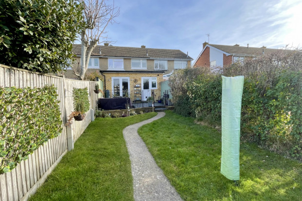 Seven Sisters Road,  Eastbourne, BN22