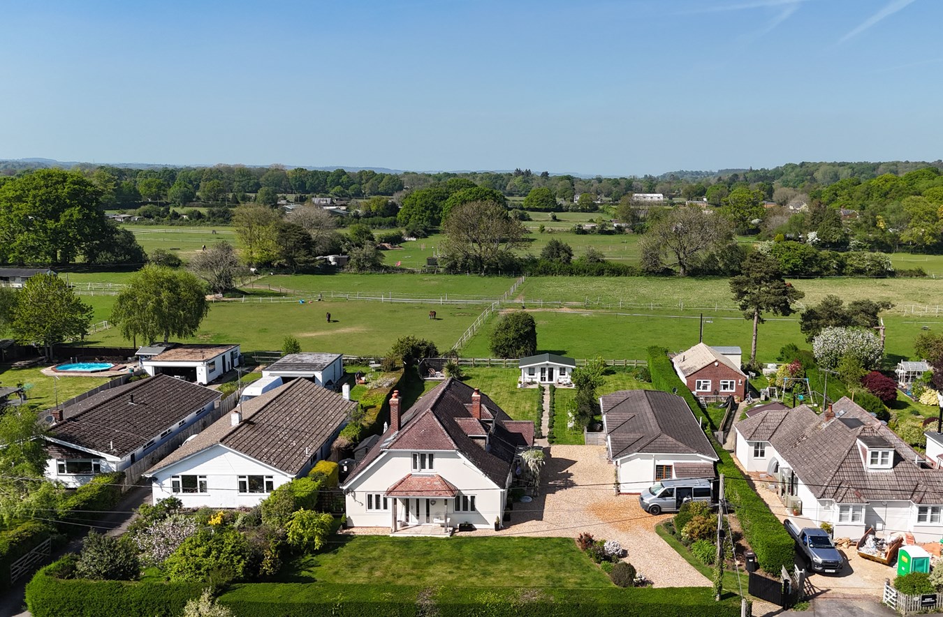 New Road, Mockbeggar, Ringwood, BH24