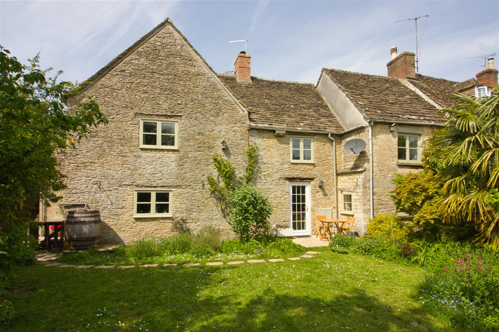 Brook House, Crudwell