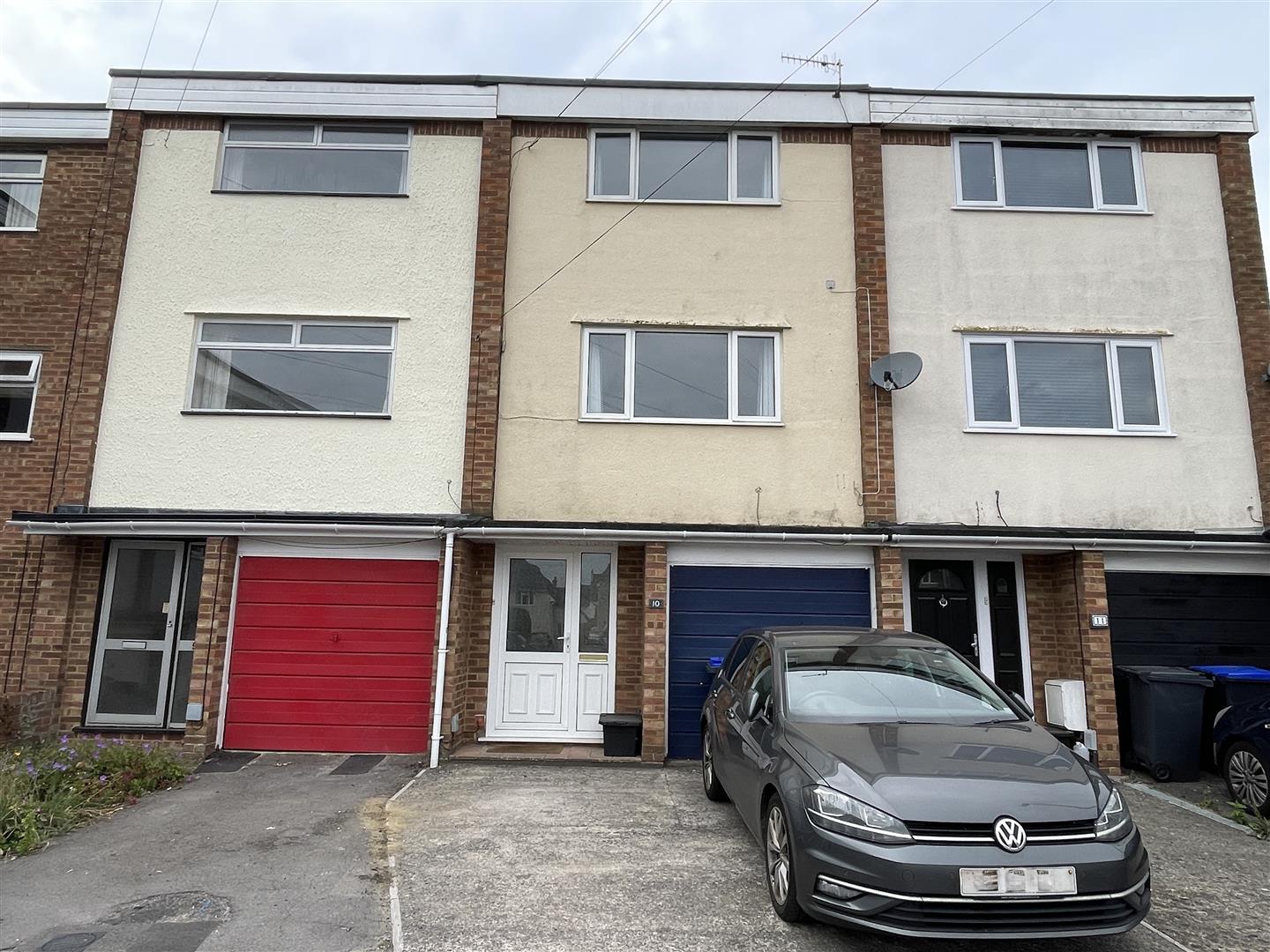 Highbury Close, Salisbury