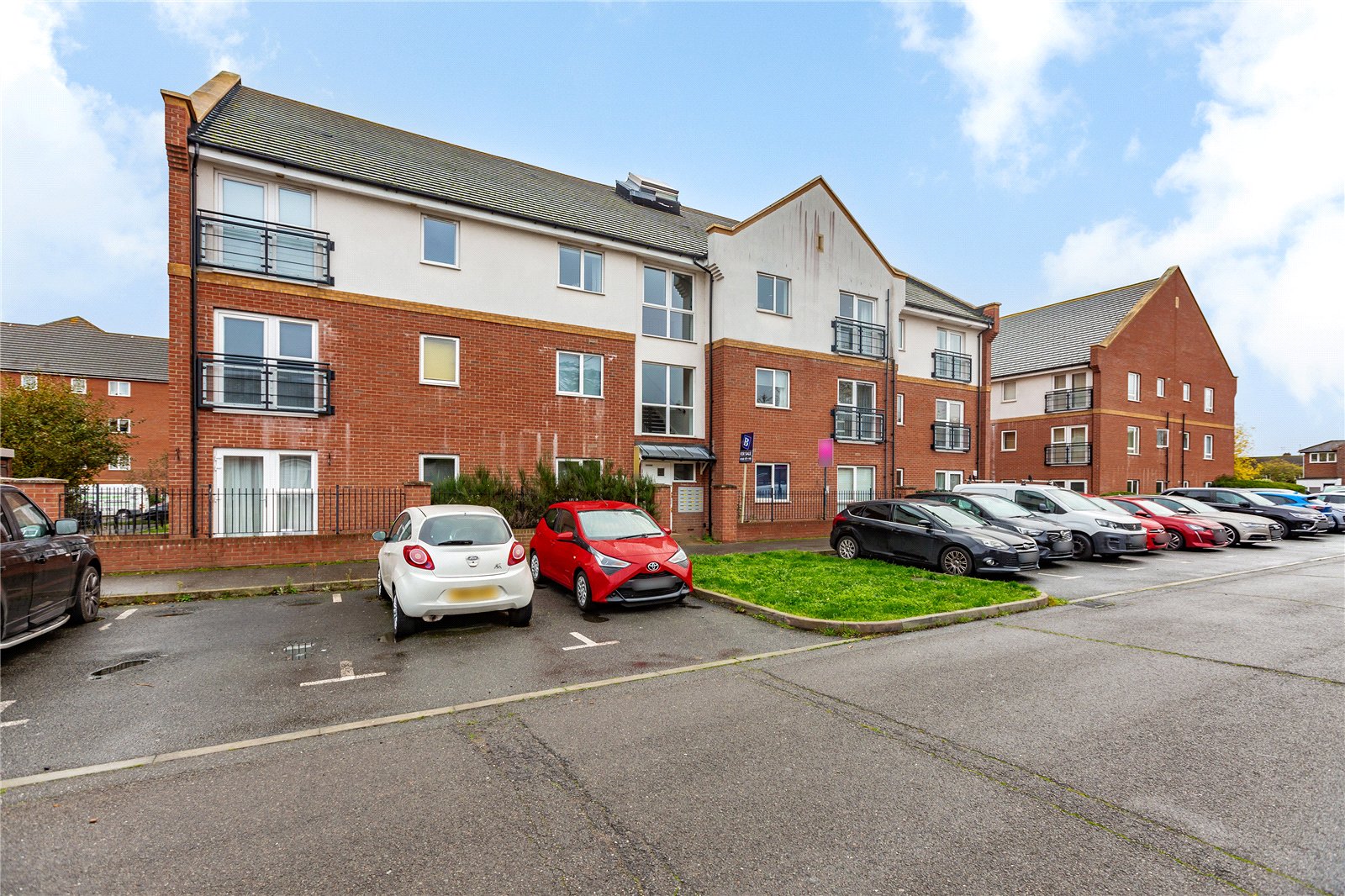 Campbell Court, Laindon, Basildon, Essex, SS15