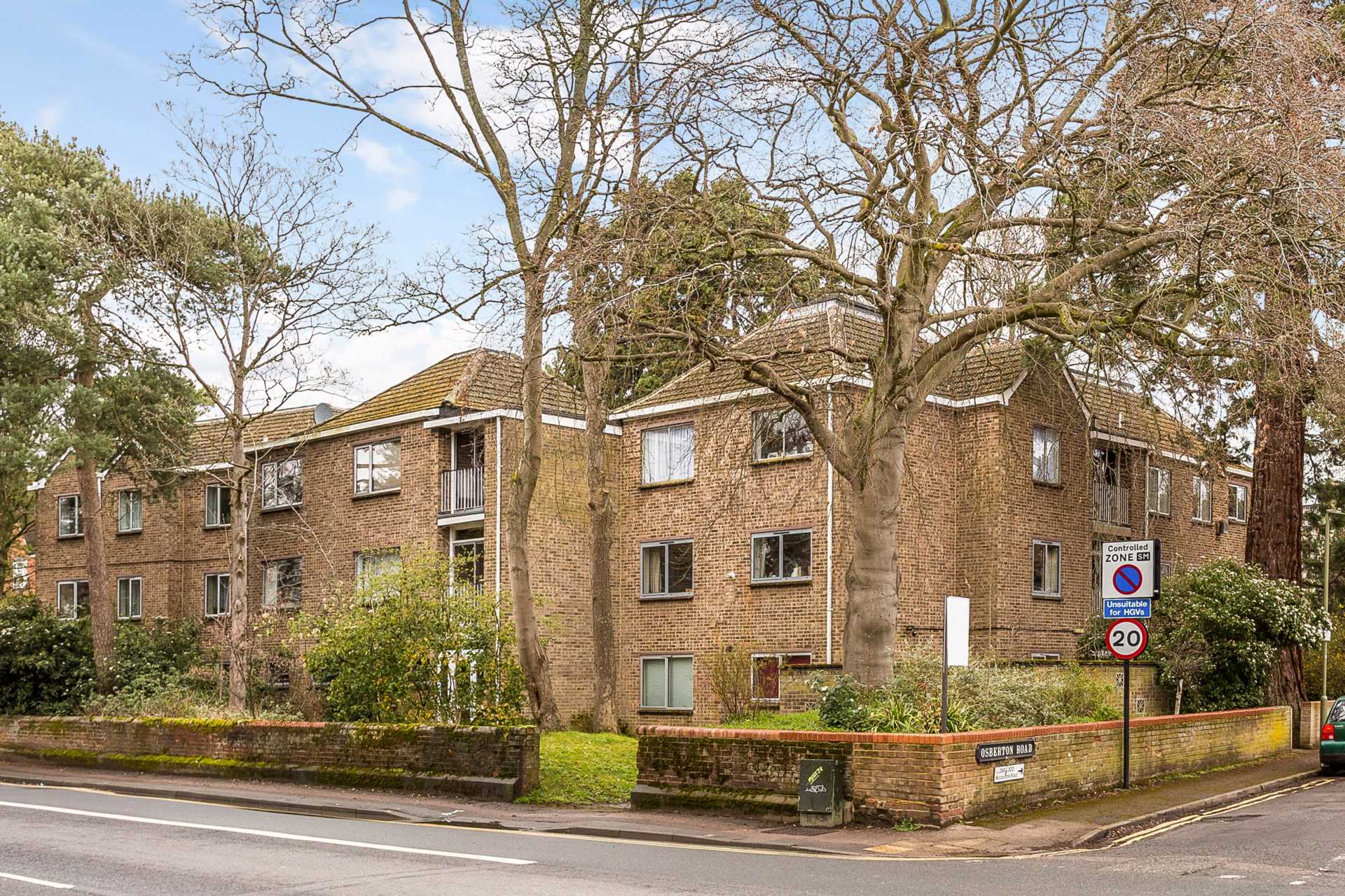Newcombe Court, Woodstock Road, Summertown
