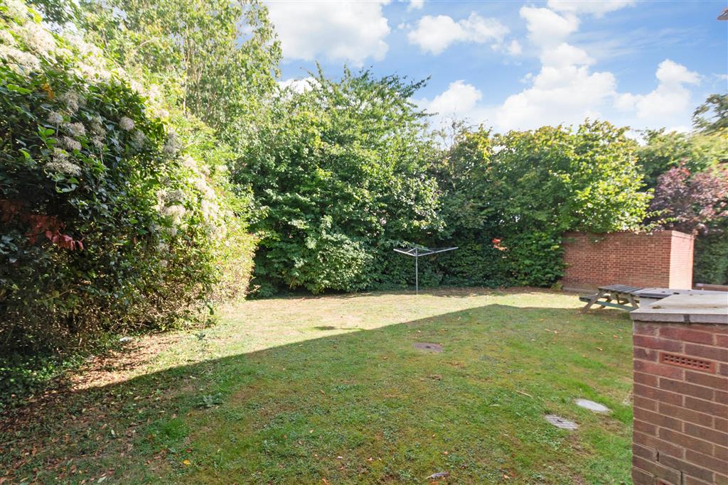 Cooper Close, , Greenhithe, Kent