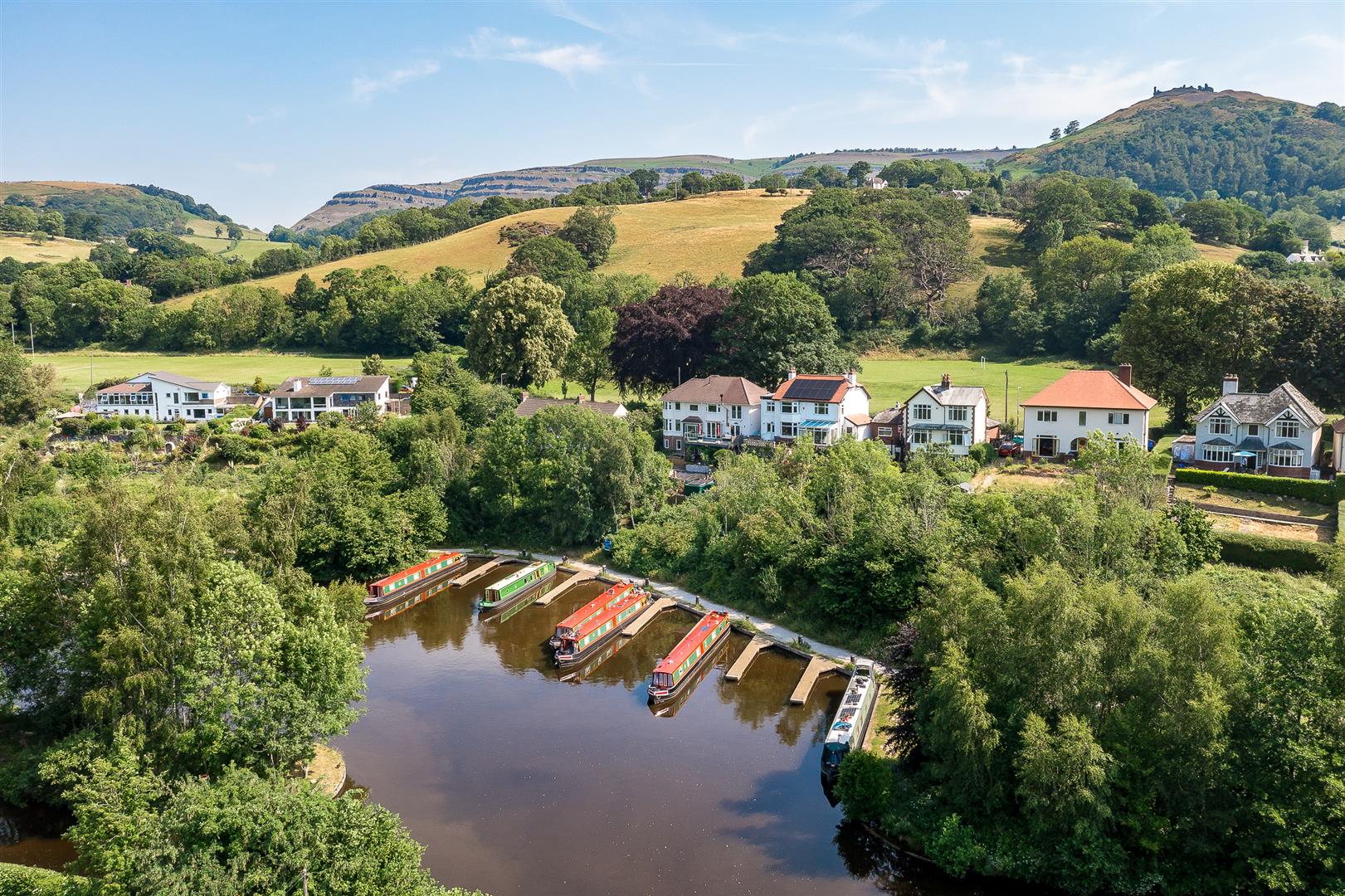 Dinbren Road, Llangollen