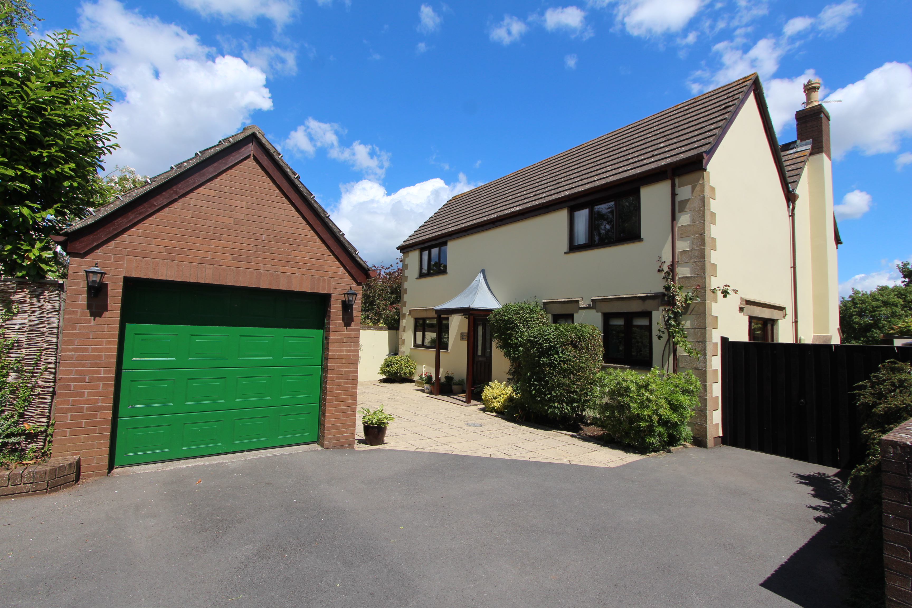 Superb detached home in Wrington