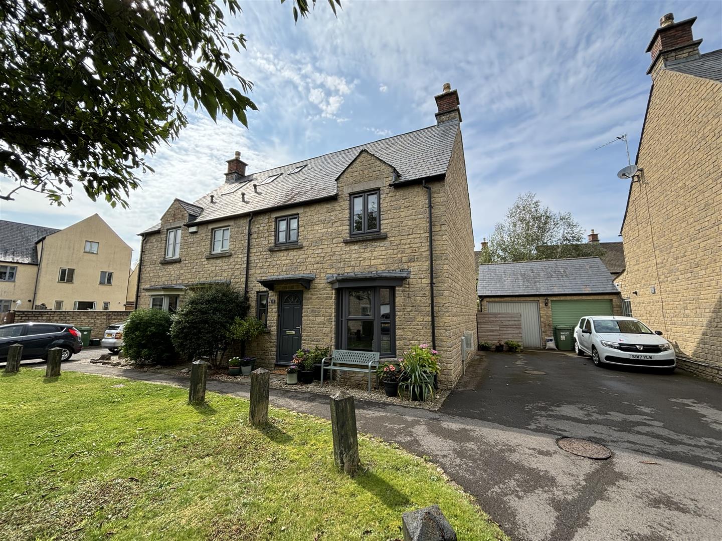 Tremes Close, Marshfield, Chippenham