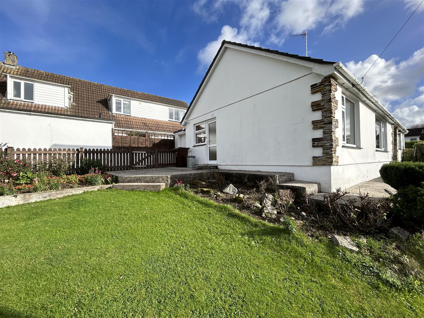 CLOSE TO SCHOOLS WITH VIEWS, HELSTON