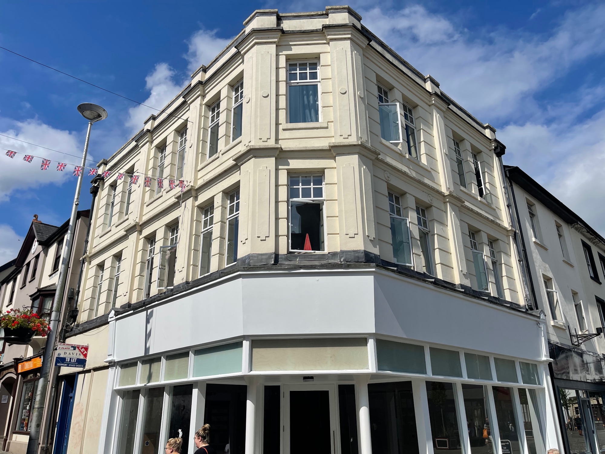 Flat ,  George Street, Pontypool