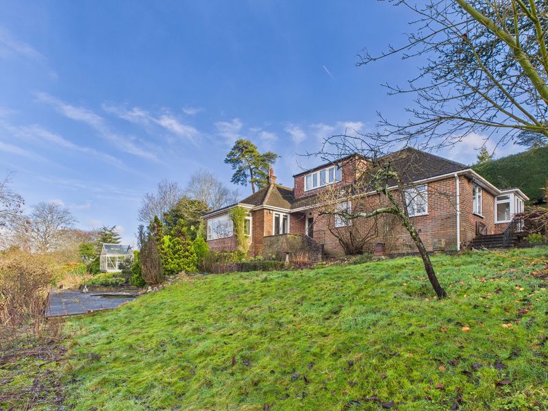Loxford Road, Caterham Valley