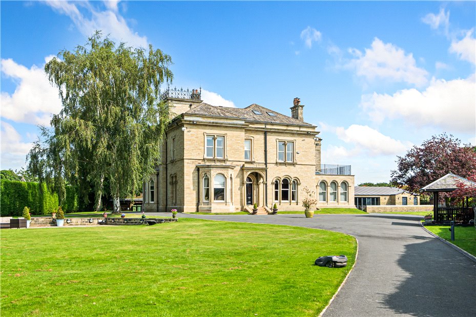 Oak Leas Manor, Near Holmfirth, West Yorkshire, HD9