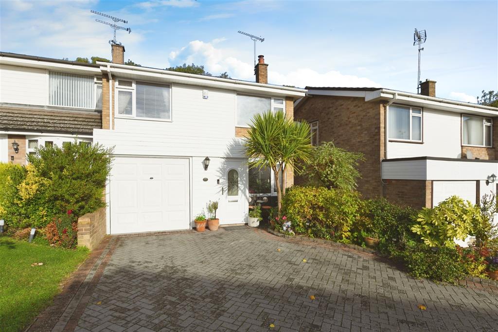 Feering Road, Billericay, CM11