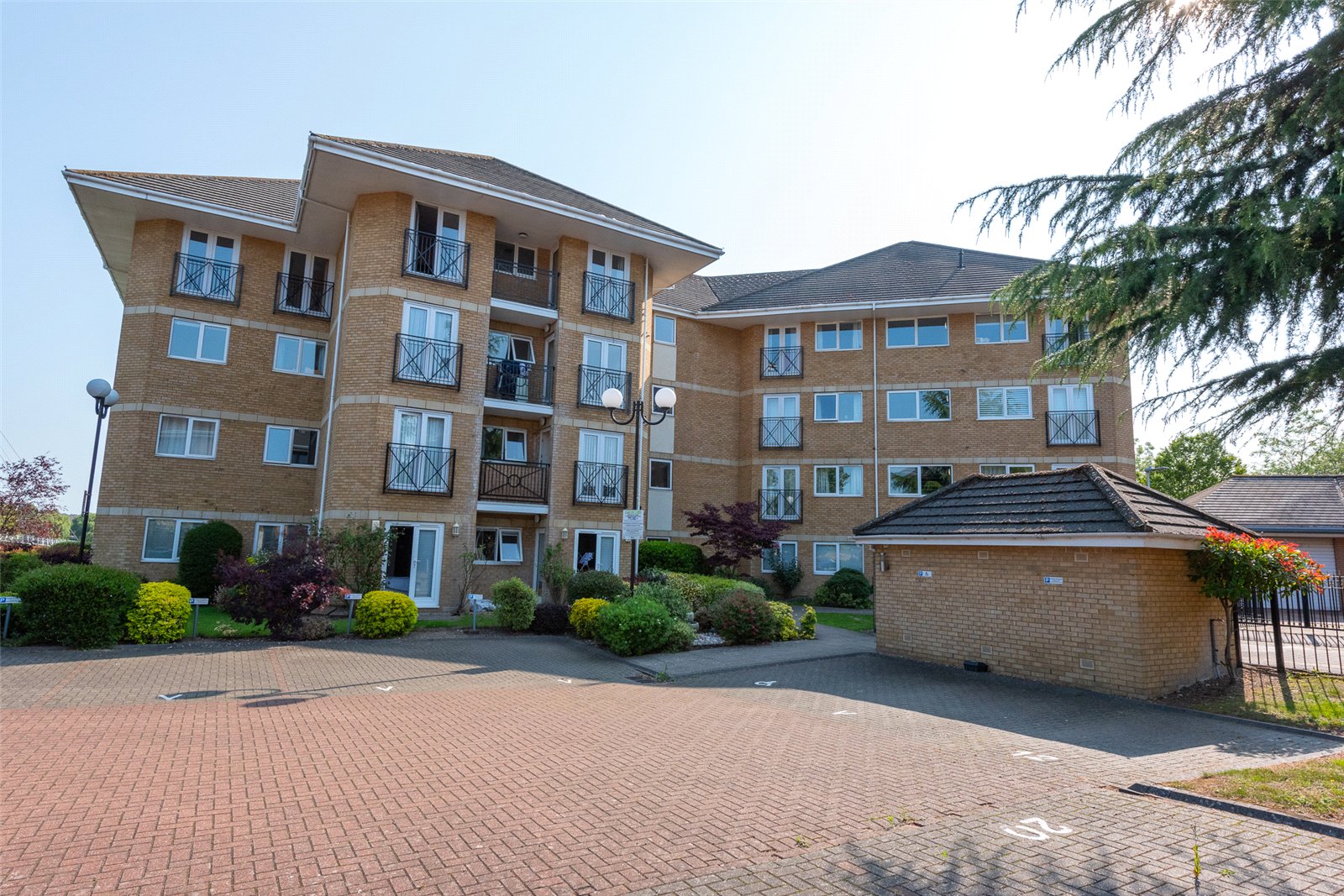Thames Court, Norman Place, Reading, Berkshire, RG1