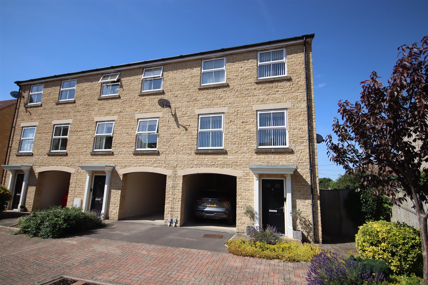 Bucklands Grove, Chippenham