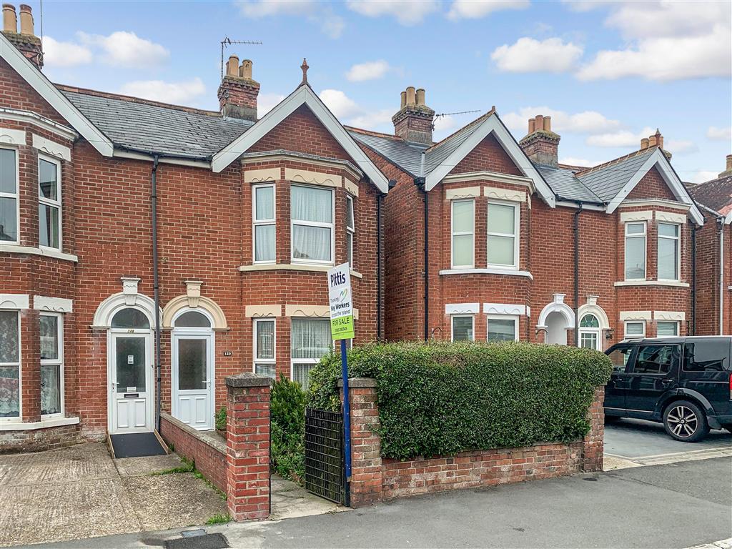 Mill Hill Road, , Cowes, Isle of Wight 3 bed £235,000 Pittis (Cowes)