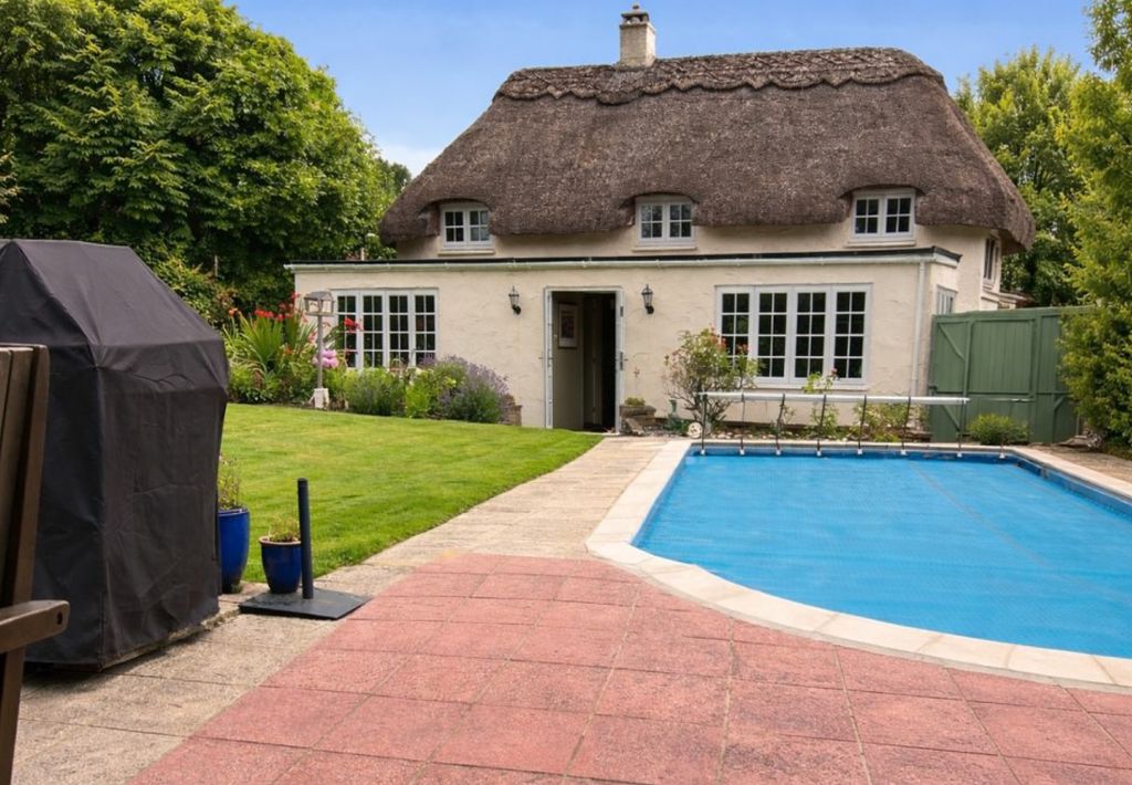 Spring Cottage, Lover                 ***video Tour***