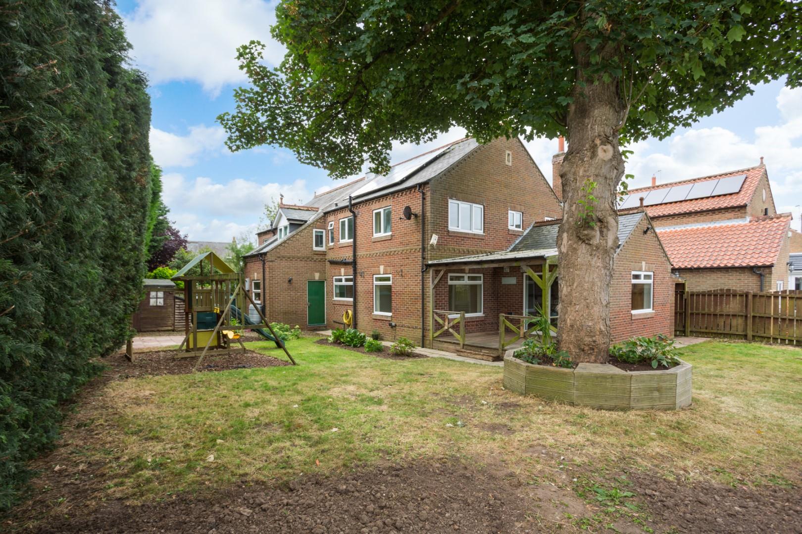 Swan Farm Court, Deighton, York