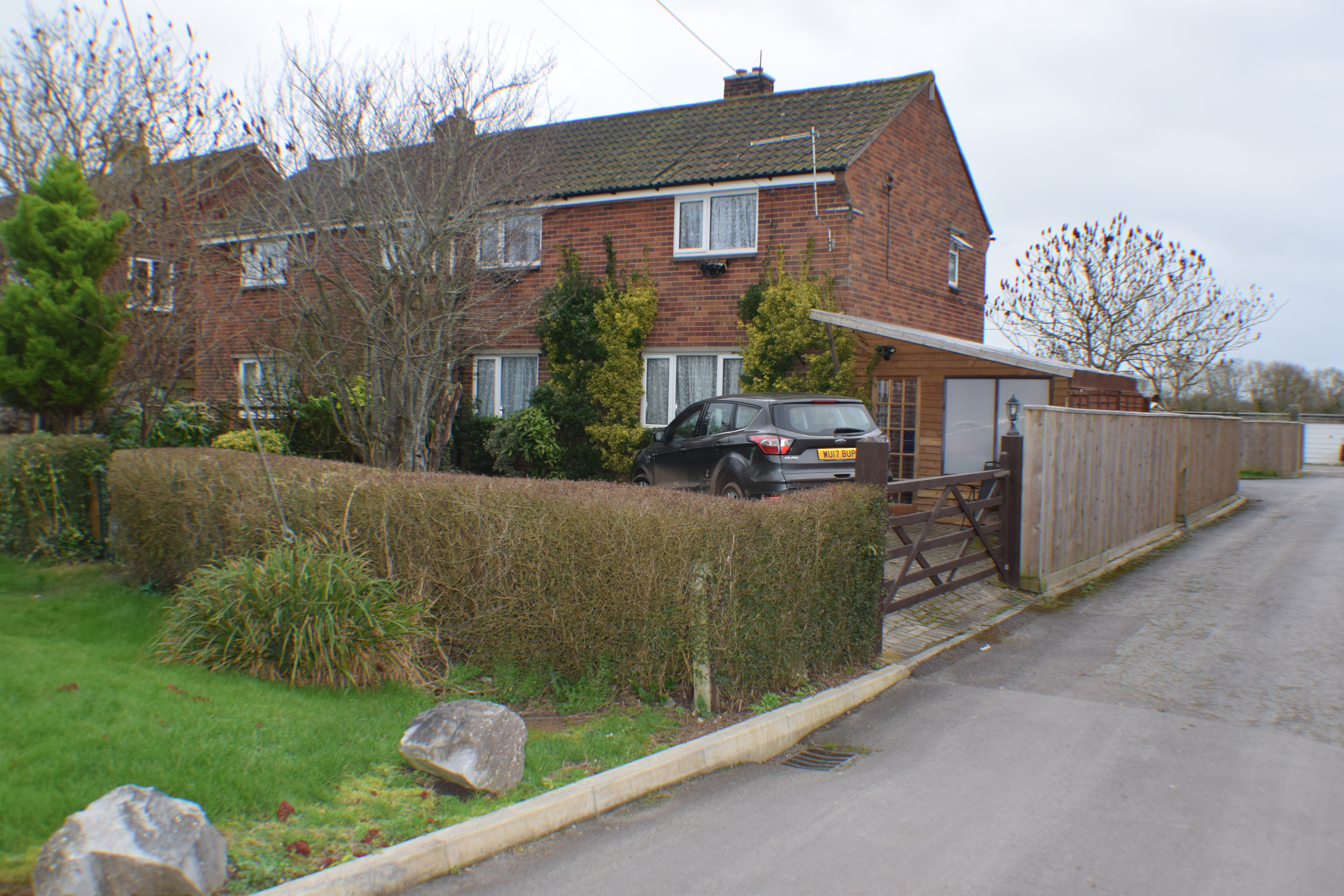 Squares Road, Chilton Trinity